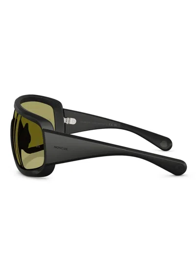 Moncler 142mm Rectangular Shield Sunglasses In Black