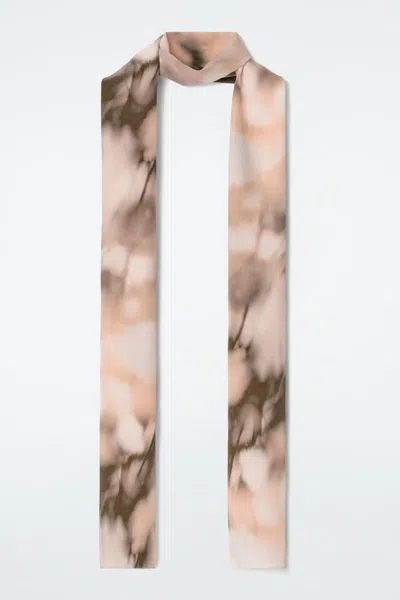 Cos Sciarpa In Seta Stampata In Rosa