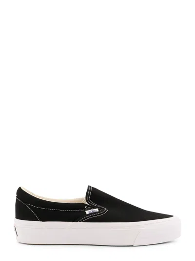 Vans Vault Og Classic Slip-on Lx Sneakers In Black