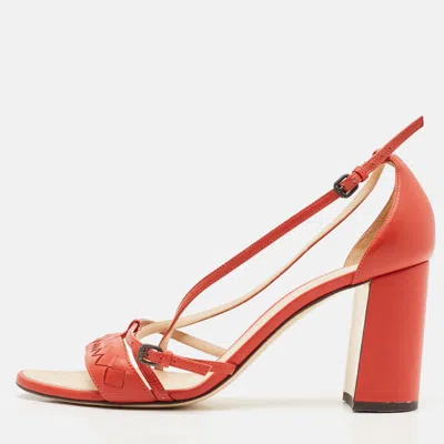 Pre-owned Bottega Veneta Red Leather Intrecciato Ankle Strap Sandals Size 40.5