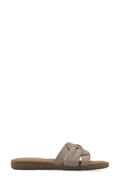 Cliffs By White Mountain Fraley Slide Sandal In Taupe Embossed
