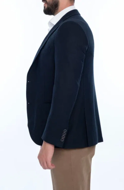 Vellapais Solid Sport Coat In Navy Blue