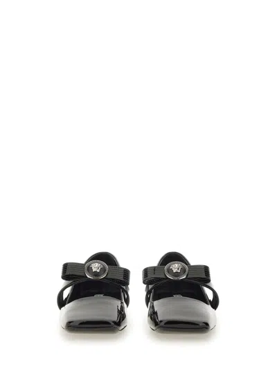 Versace 20mm Gianni Ribbon Patent Leather Flats In Black