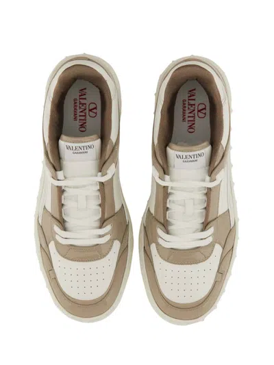 Valentino Garavani Freedots Leather Sneakers In Nude