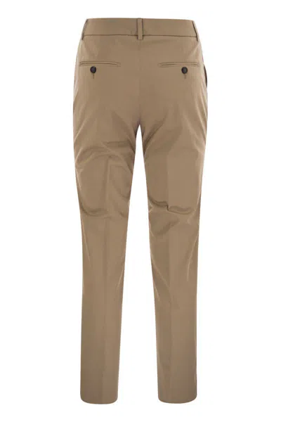 Peserico Women Light Cotton Satin Cigarette Trousers In Beige