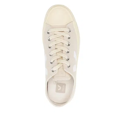 Veja Wata Ii Canvas Low-top Sneakers In Purple