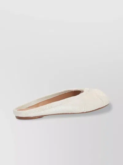 Maison Margiela Tabi Leather Mules In Neutral
