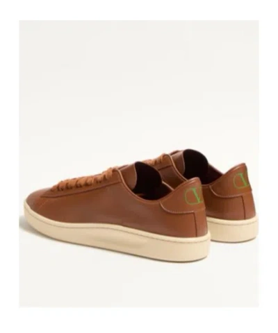Valentino Garavani Royco Trainer In Nappa Calfskin In Tobacco