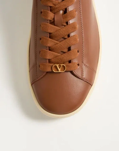 Valentino Garavani Royco Trainer In Nappa Calfskin In Tobacco