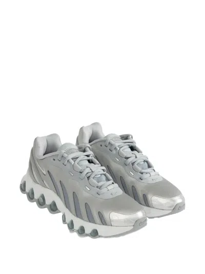 Nike Air Max Dn8 Sneakers In Grey