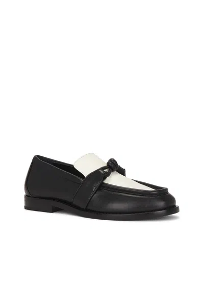 Bottega Veneta Blackwhite Solid Loafers In Black