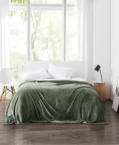 Cannon Solid Plush Blanket, Twin/twin Xl In Green