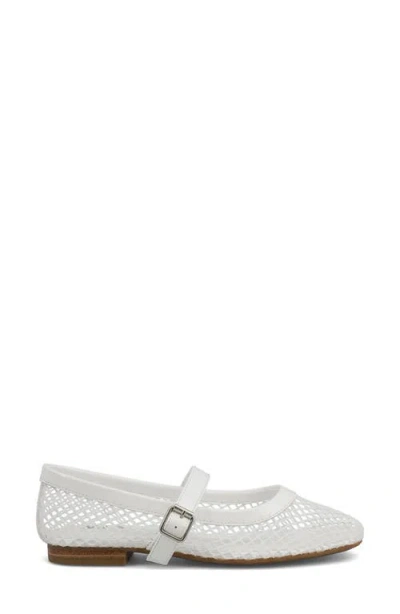 Mia Women's Rayza Mary-jane Round Toe Flats In White