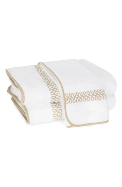 Matouk Astor Braid Hand Towel In Dune