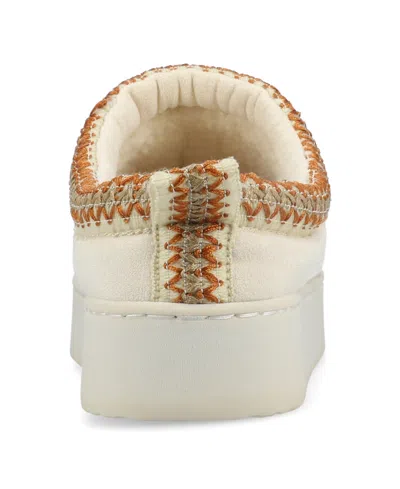 Journee Collection Connway Womens Round Closed Toe Slip-on Shoe In Cream