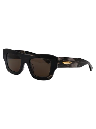 Bottega Veneta Bv1357s Sunglasses In Black-black-brown