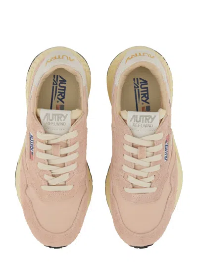Autry Low Sneaker With Suede Panels And Rubber Sole In Pink