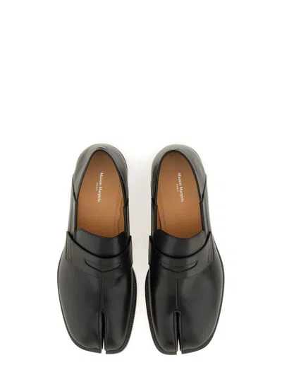 Maison Margiela Tabi Split-toe Patent-leather Loafers In Black