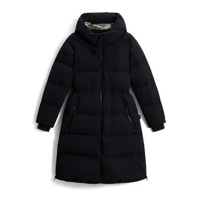 Woolrich Matt Stretch Long Puffer Parka In Black