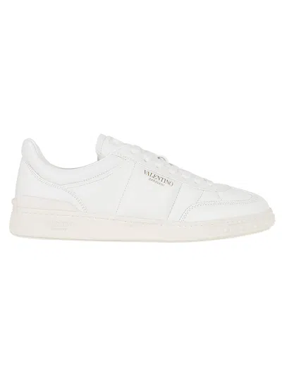 Valentino Garavani Low Top Upvillage Sneakers In White