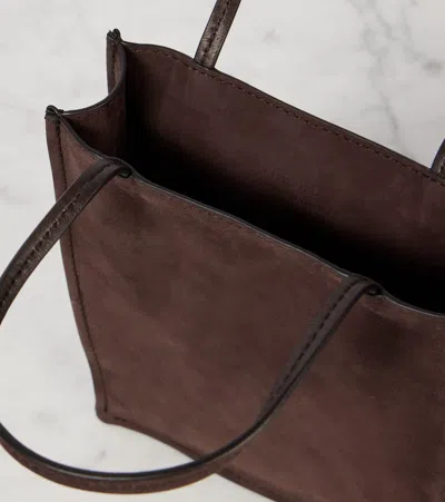 The Row Tote To Go Small Aus Veloursleder In Braun