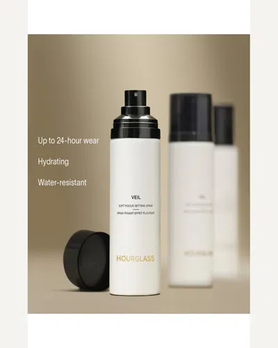 Hourglass Veil Soft Focus Setting Spray
