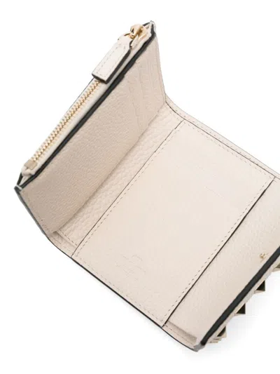 Valentino Rockstud Wallet In Nude