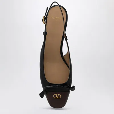 Valentino Garavani Women Two-tone Leather Valet Du Roe Ballerinas In Black