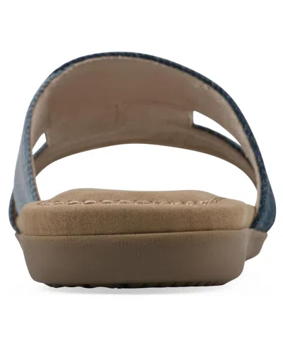 Cliffs By White Mountain Women's Fraida Slide Slip-on Sandals In Mid-blue Denim