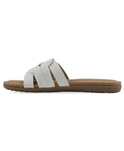 Cliffs By White Mountain Fraley Slide Sandal In White Embossed