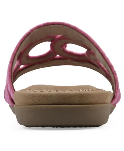 Cliffs By White Mountain Women's Fraly Slide Slip-on Sandals In Fuchsia Raffia