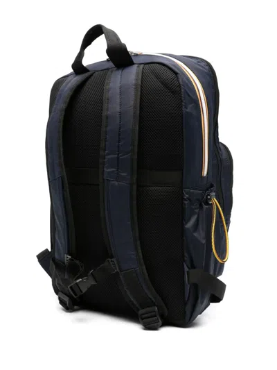 标贴抽绳双肩包