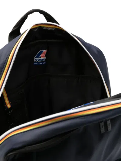 标贴抽绳双肩包