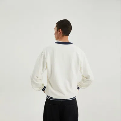 1989 Studio V-neck Sweatshirt Contrast Trim In White