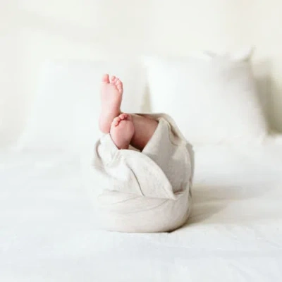 Goumikids Goumi 24 Hour Convertible Sleeper Baby Gown In Storm Gray