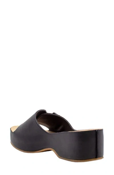 Volatile Bertha Platform Slide Sandal In Black