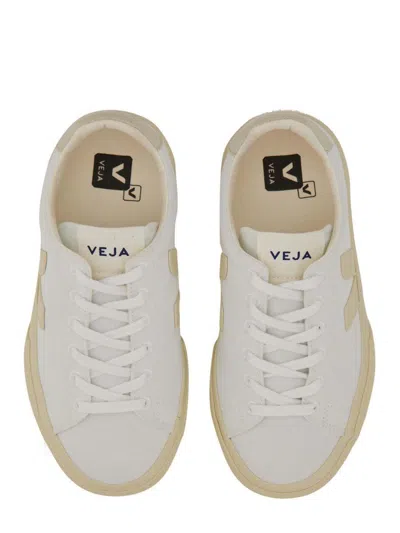 Veja Campo Trainers In White