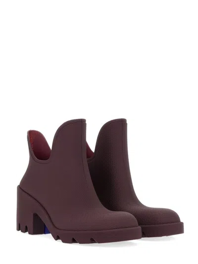 Burberry 70mm Round-toe Slip-on Boots In Black