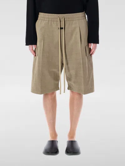 Fear Of God Utility Cargo Pocket Elastic Waist Shorts In Beige