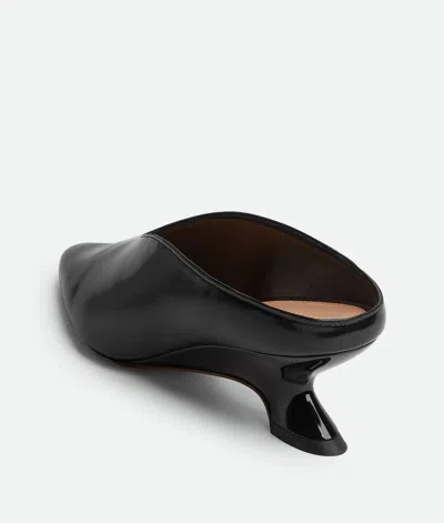 Bottega Veneta Bounty Vinyl Kitten-heel Mules In Black