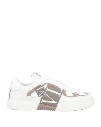 Valentino Garavani Low-top Calfskin Vl7n Sneaker In Multicolor