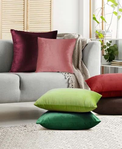 Nestl Elegant 2-pack Velvet Decorative Throw Pillows With Removeable Covers, 22" X 22" In Misty Rose