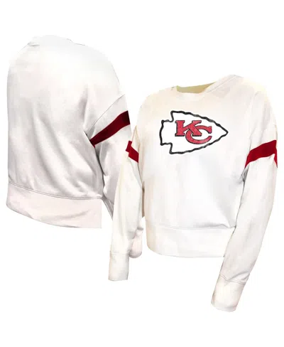 Fanatics Women'sâ White Kansas City Chiefs Plus Size Fleece Pullover Sweatshirt In White