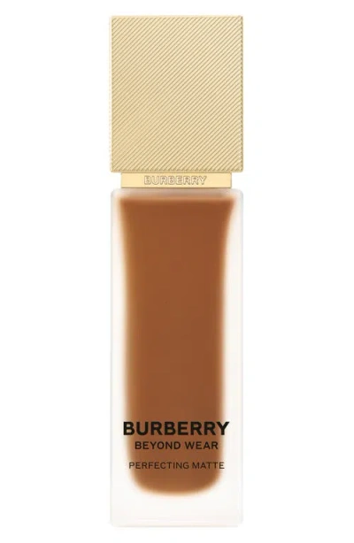 Burberry Beyond Wear Perfecting Matte Foundation In 130 Deep Warm