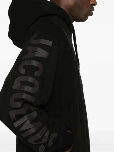 Jacquemus Hooded Typo Sweatshirt With Logoed Sleeve In Black 990