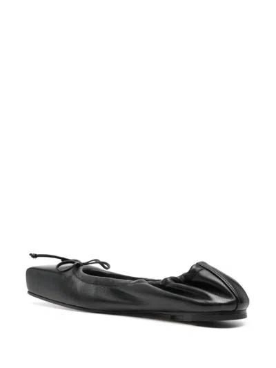 Jacquemus Flats In Black