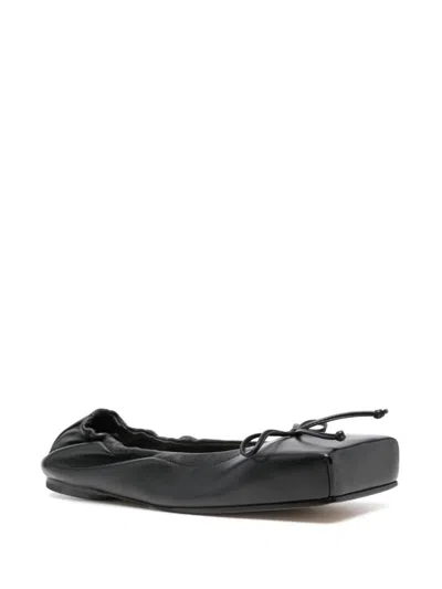 Jacquemus Flats In Black