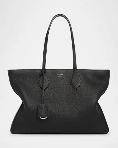 Ferragamo Folded Edge Grained Texture Shoulder Bag In Nero