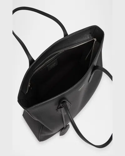 Ferragamo Folded Edge Grained Texture Shoulder Bag In Nero