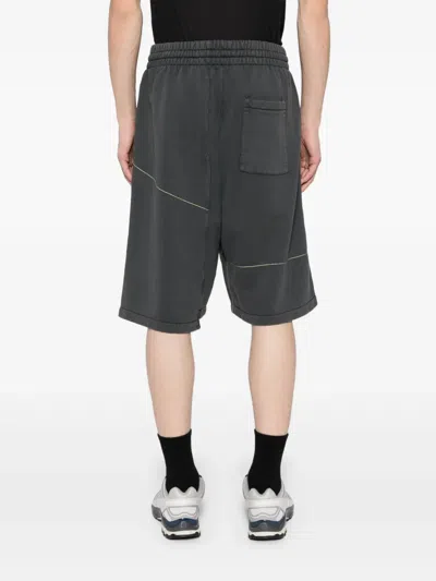 A-cold-wall* Logo-print Shorts In 灰色